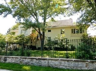 635 E 45th St, Kansas City, MO 64110