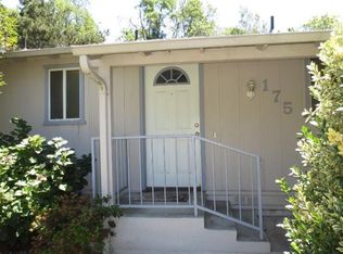 175 Brandy Ln, Grants Pass, OR 97526