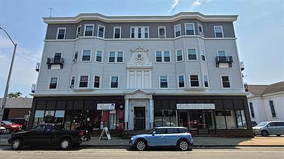 2nd image of 65 West St #10581586