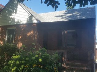 7555 185th St, Fresh Meadows, NY 11366