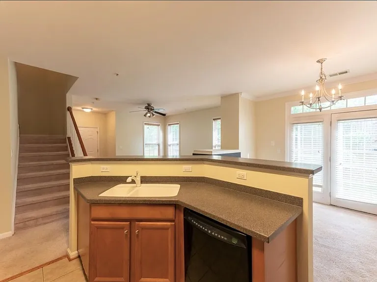 6783 Hampton Bay Ln — Photo 33