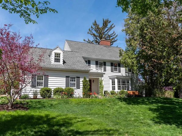 3420 Viburnum Drive, Madison, WI 53705