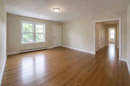 654 Underhill Ave #1 Photo 1