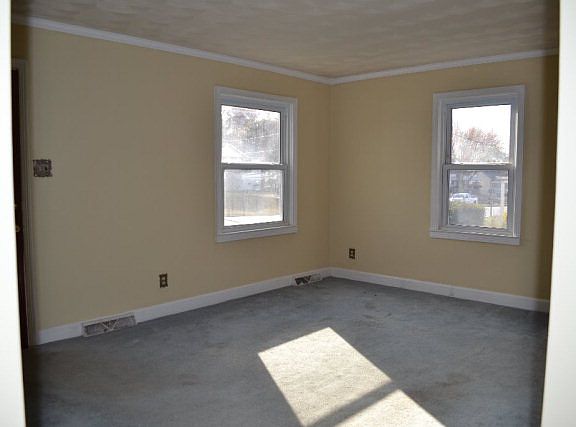 3rd image of 841 Glendale Ave