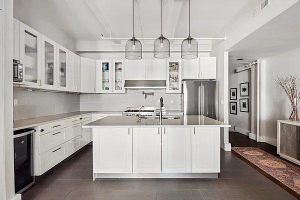 Sold by Compass | media 5