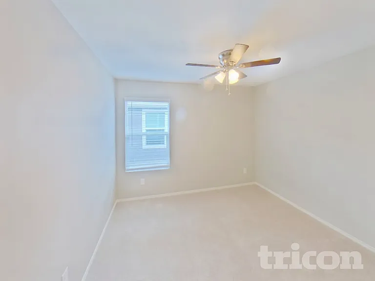 6445 Middlebury Dr — Photo 9
