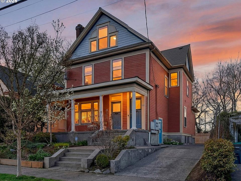 1st image of 237-239 NE Graham St