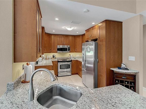 4th image of 6639 Parson Brown Dr