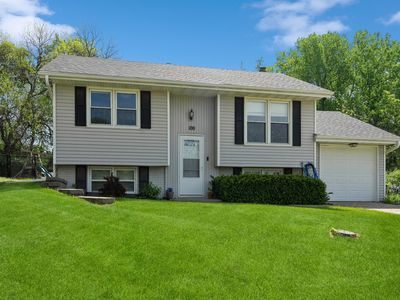 100 W 8th Ave, Indianola, IA, 50125