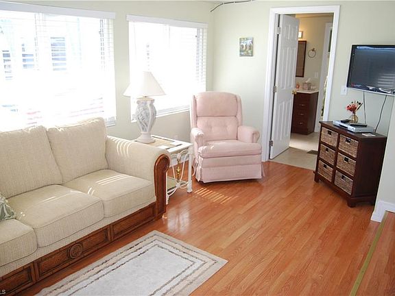 2nd image of 20550 River Dr