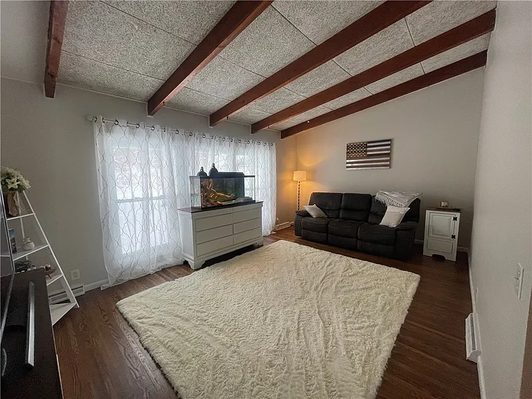 4292 Clover St — Photo 12