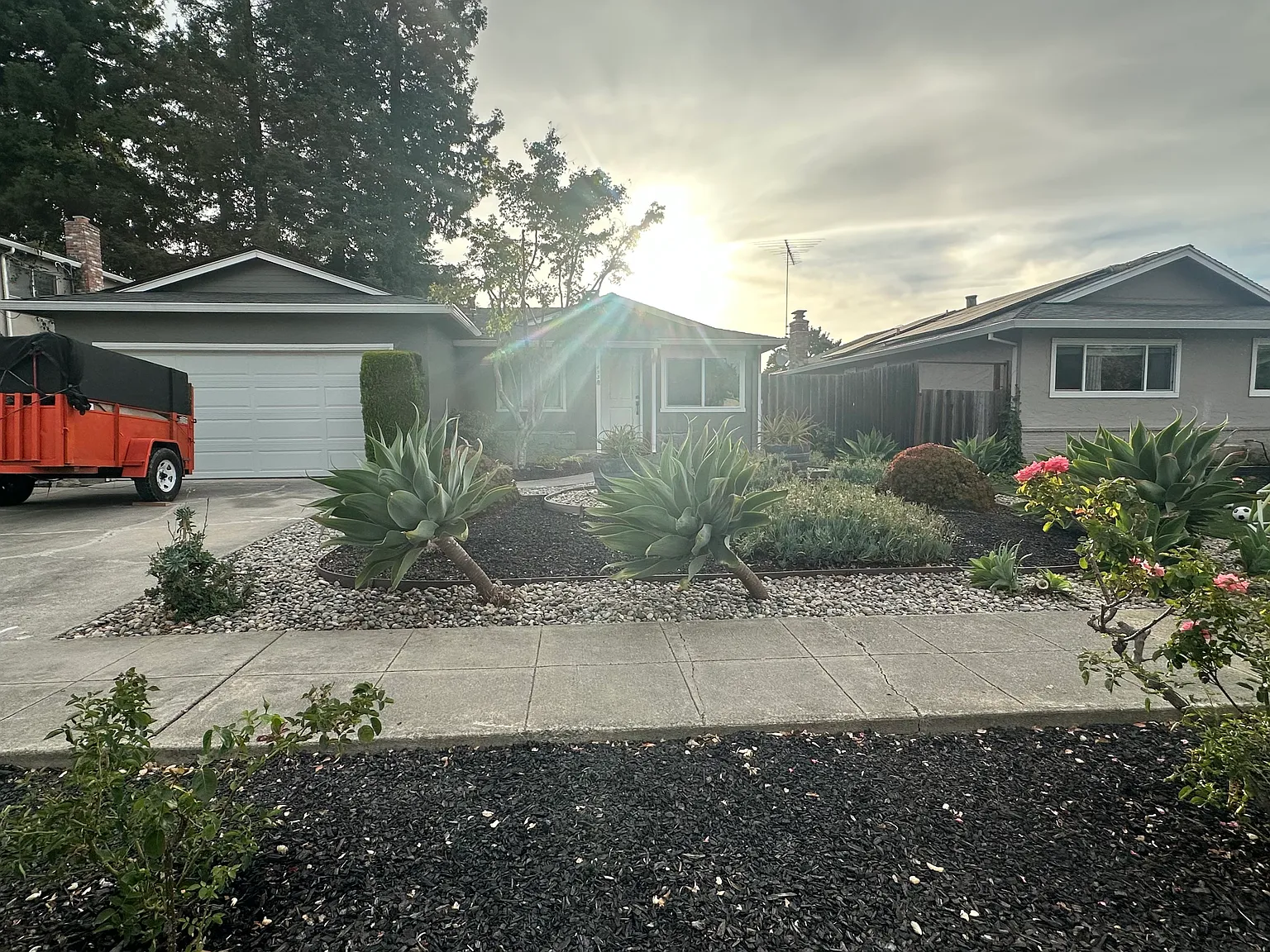 453 Coakley Dr — Photo 3