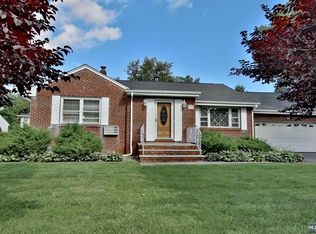 0-01 29th St, Fair Lawn, NJ 07410