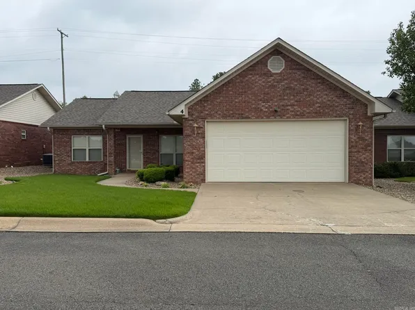 600 Pakis St APT 4, Hot Springs National Park, AR 71913