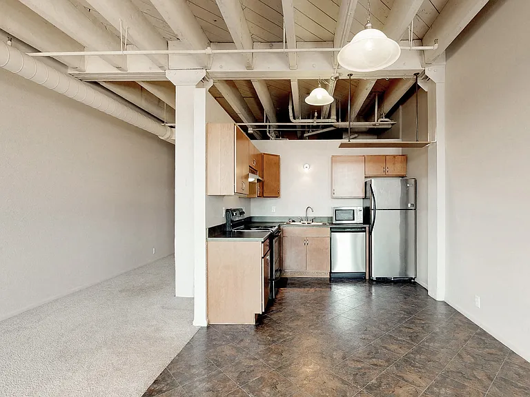 L15 Lofts — Photo 36