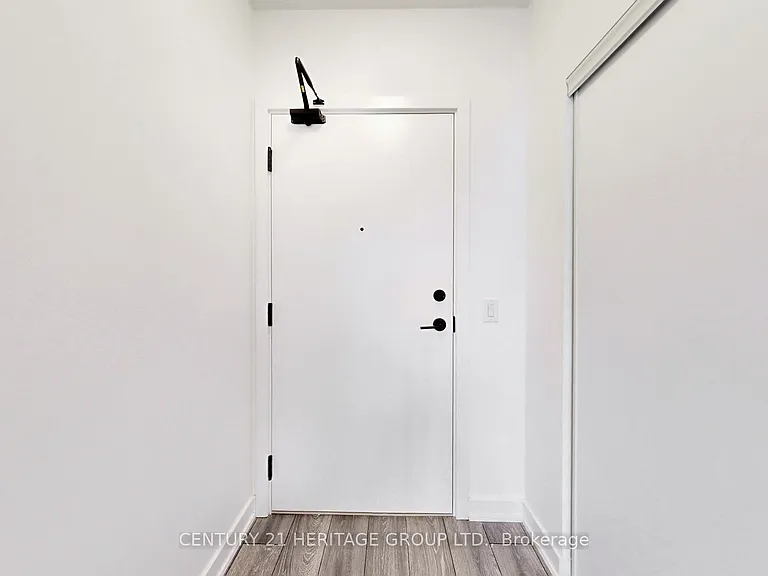 8888 Yonge St #708 — Photo 29