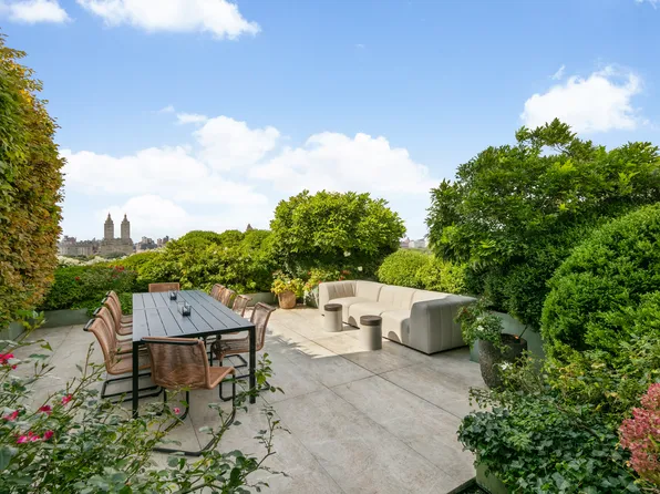 936 5th Avenue PHA image 1 of 21