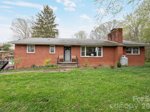 19 Wentworth Ave, Asheville, NC 28803