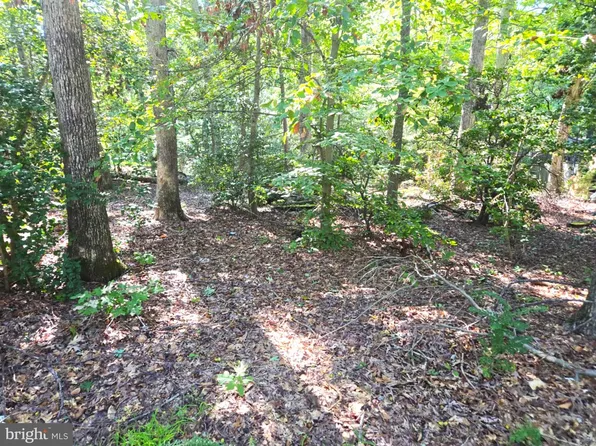 12817 Abilene Trl, Lusby, MD 20657