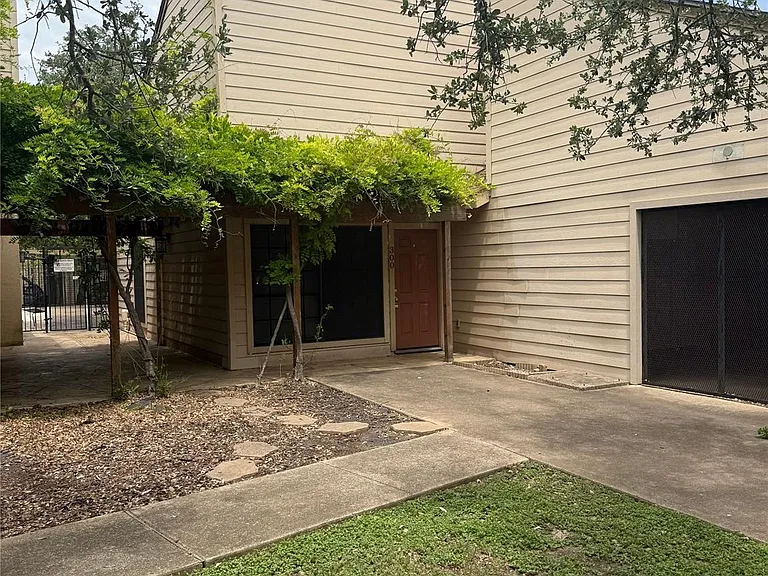 4159 Steck Ave #300 — Photo 1