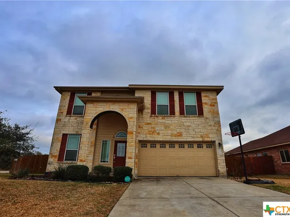 229 Boulder Ridge Dr, Cuero, TX 77954