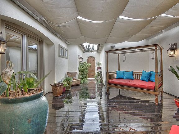 2nd image of 1680 Stone Canyon Dr