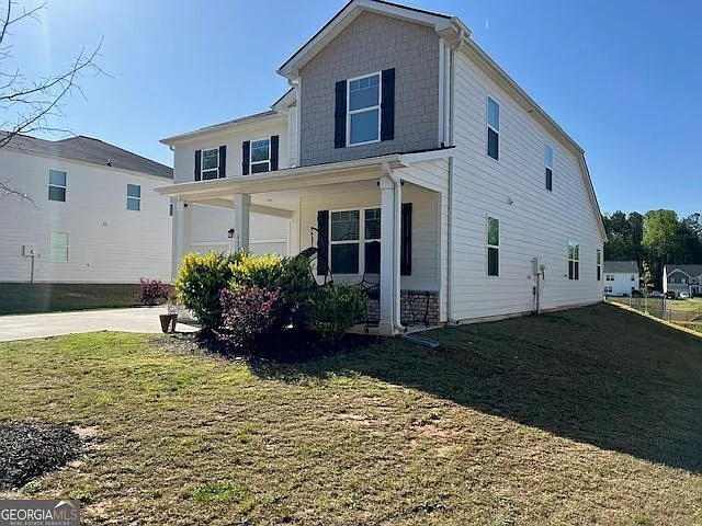 5 bed, 3.5 bath, 2788 sqft, $2,500 — Photo 2