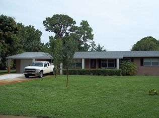 300 SW Dyer Dr, Stuart, FL 34994