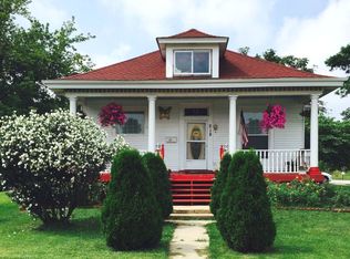 218 Goodnow Blvd, Round Lake, IL 60073