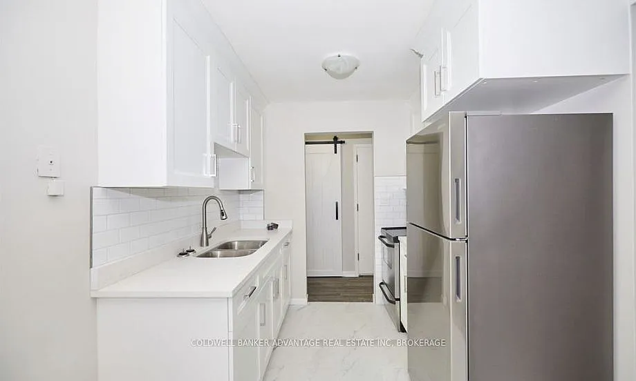 Building Photo - 136 Wilton Ave #1