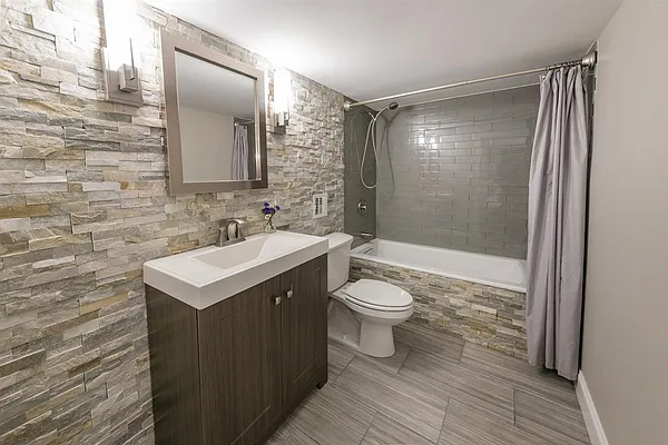 Sold by Sawyer Smith Residential Brokerage | media 13