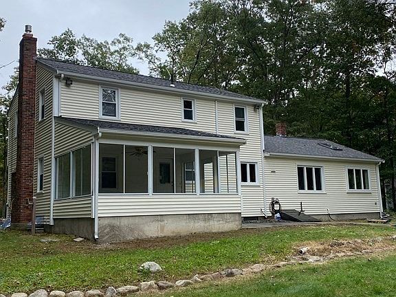 3rd image of 204 Massapoag Ave