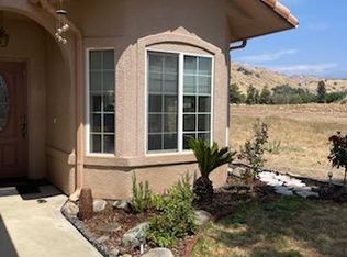 32608 Irish Ln, Springville, CA