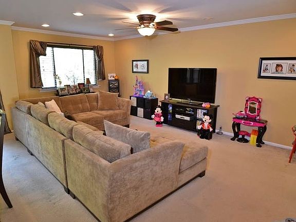 2nd image of 38 Park St APT 18F