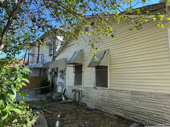 1801 Center, San Antonio, TX 78202