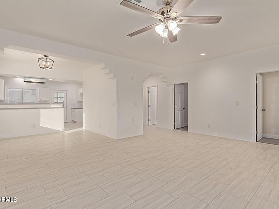 5th image of 1412 E SAINT ANNE Avenue