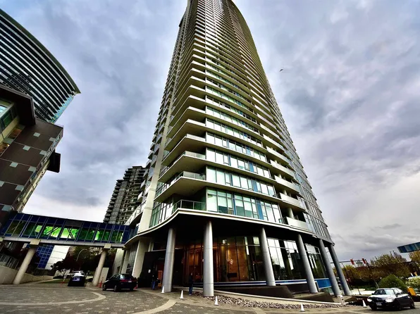 1788 Gilmore Ave #2405, Burnaby, BC V5C 0L5