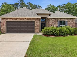 116 Meadow Spring Pl, Covington, LA 70435