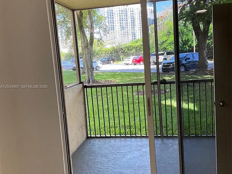 8373 Lake Dr #106 — Photo 4