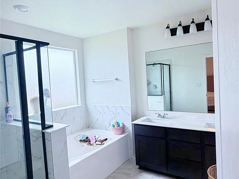 1009 Brambles Dr — Photo 17