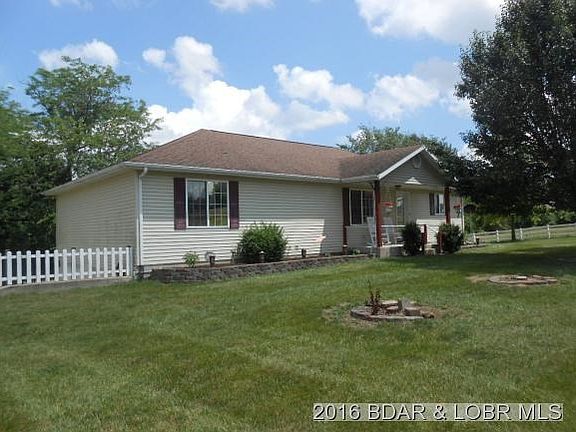 3420 SQ FTWALK OUT RANCH