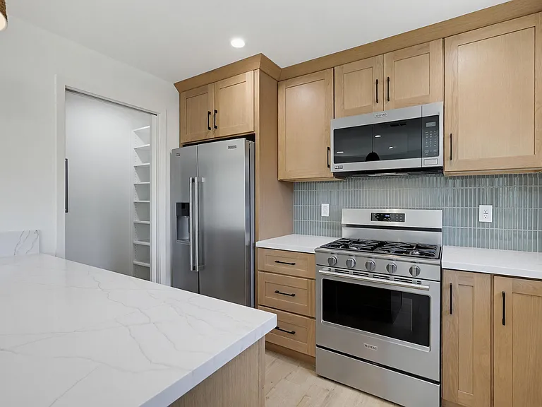 2036 Pomona Ave #D — Photo 14