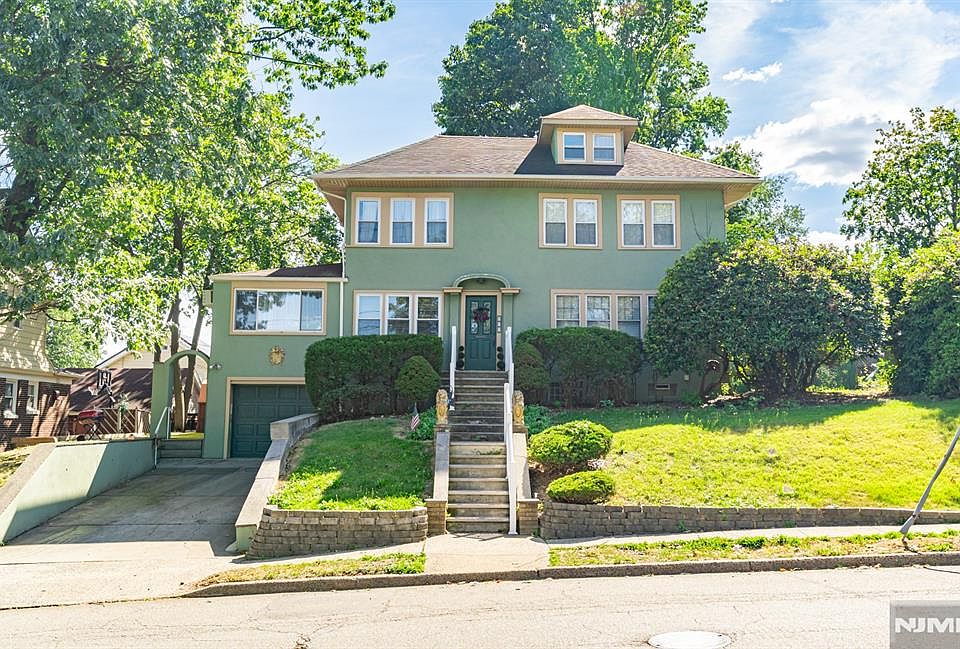 1st image of 279 Joralemon St