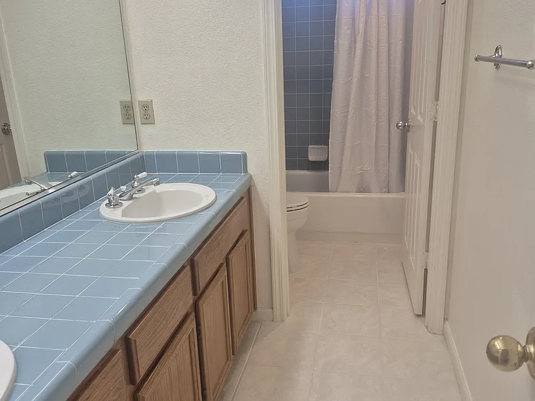 5180 Mount Tam Cir — Photo 24