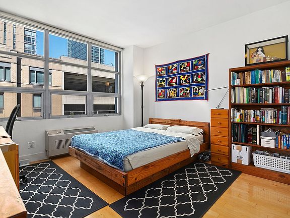 4th image of 5-09 48th Ave #4K