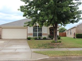 6508 Stone Lake Dr, Fort Worth, TX 76179