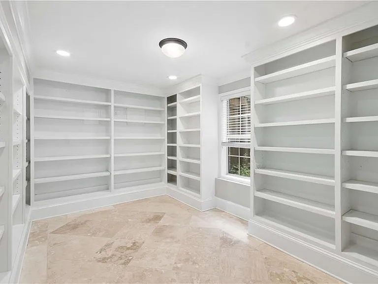 374 Clifton Rd NE — Photo 37