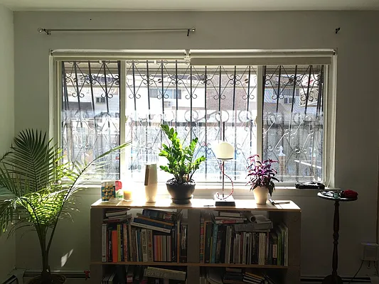 Rented by Nooklyn NYC LLC | media 12