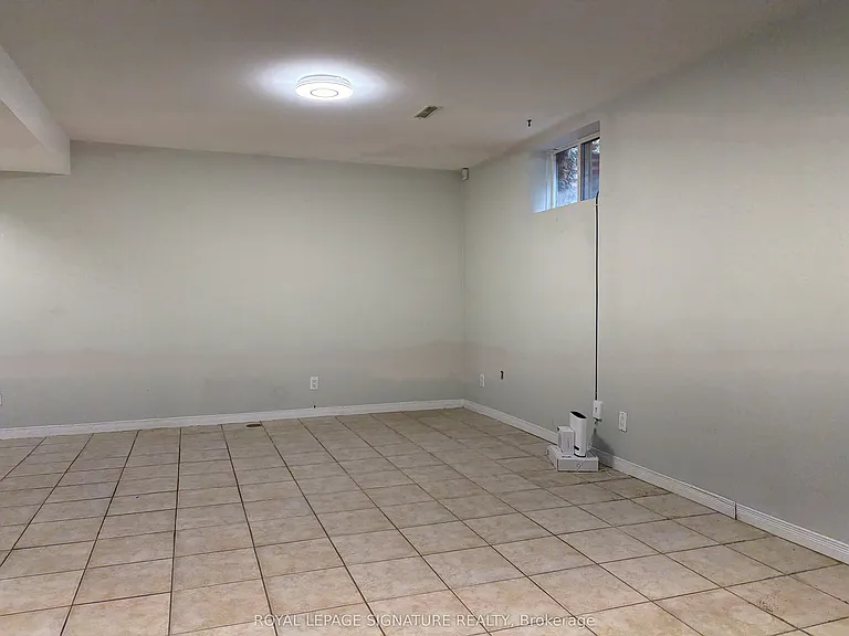 885 Runningbrook Dr #BASEMENT — Photo 3