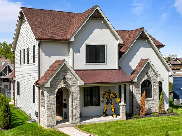 833 Wisconsin STREET, Lake Geneva, WI 53147